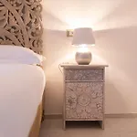 Fly Bed & Breakfast 3*
